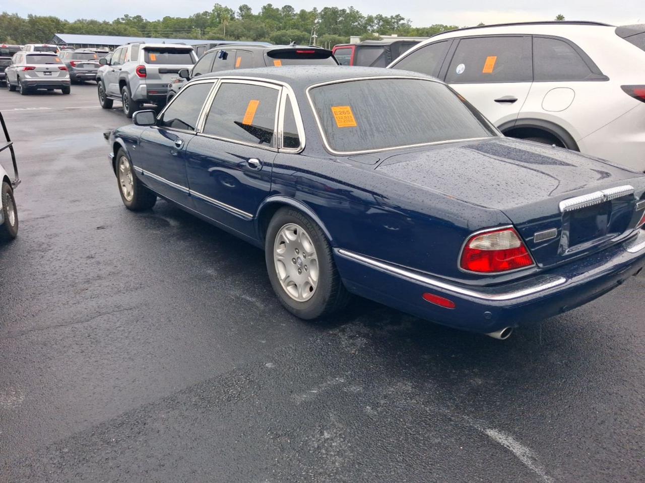 Jaguar XJ  2002