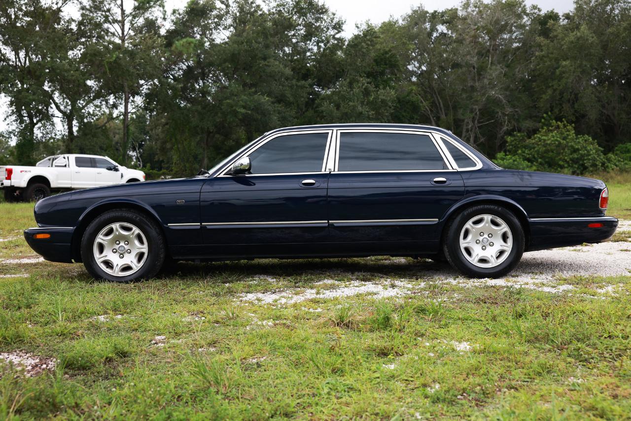 Jaguar XJ  2002