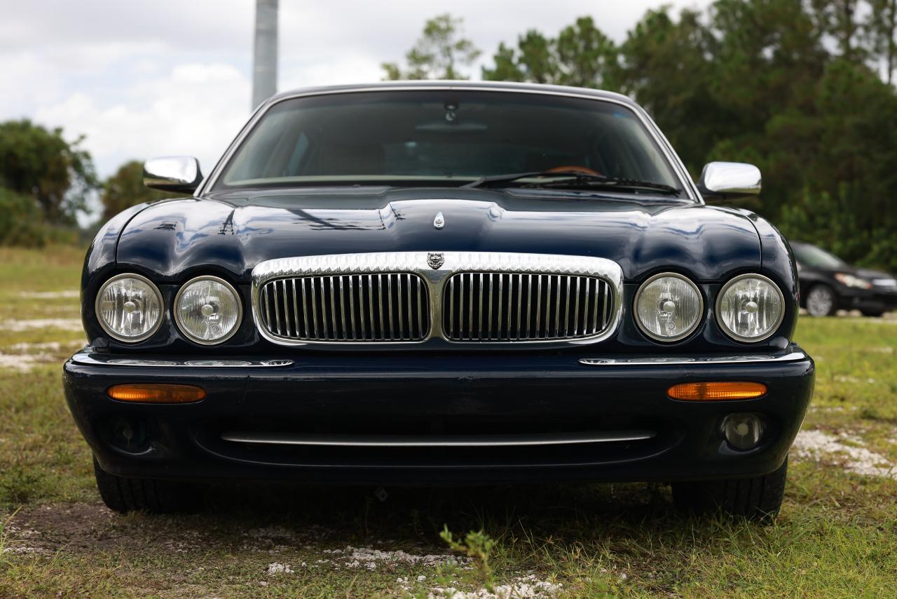 Jaguar XJ  2002