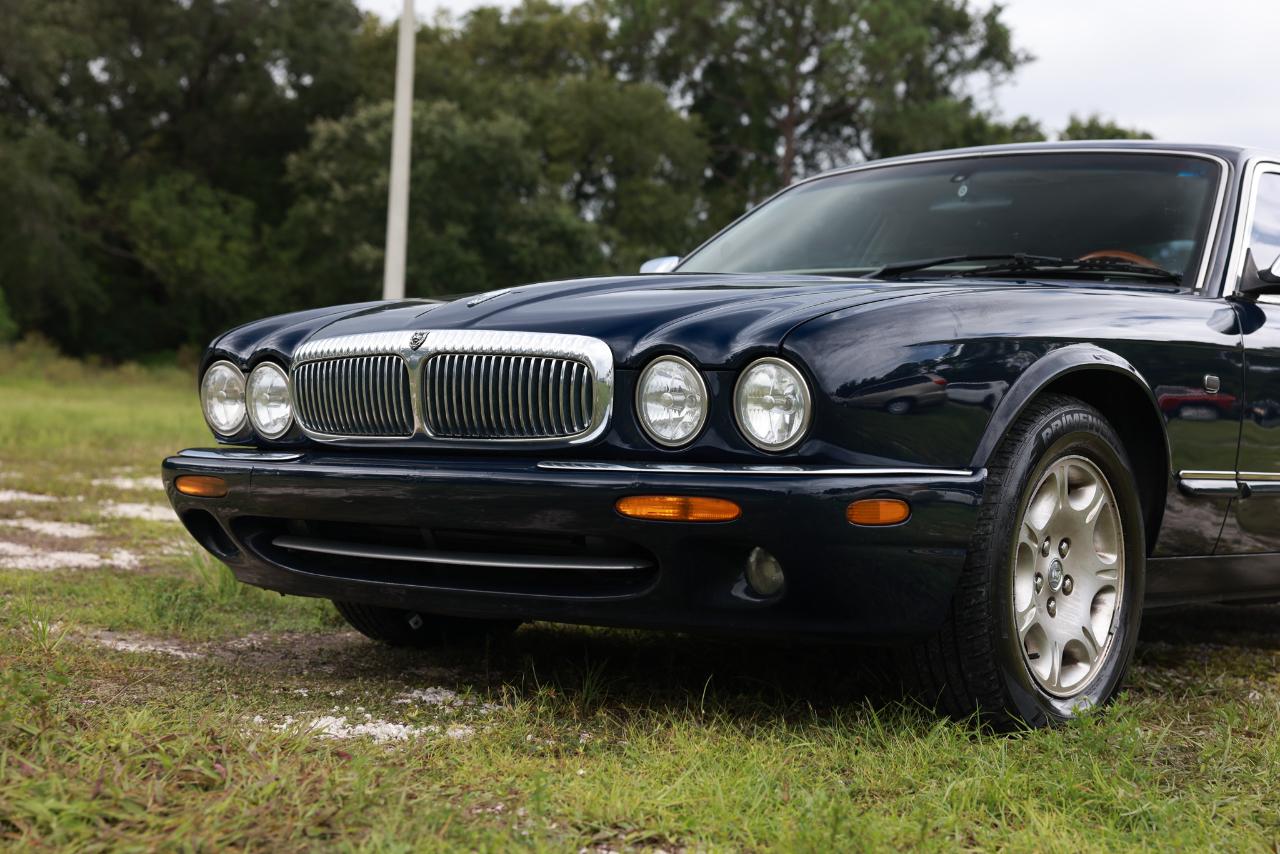 Jaguar XJ  2002