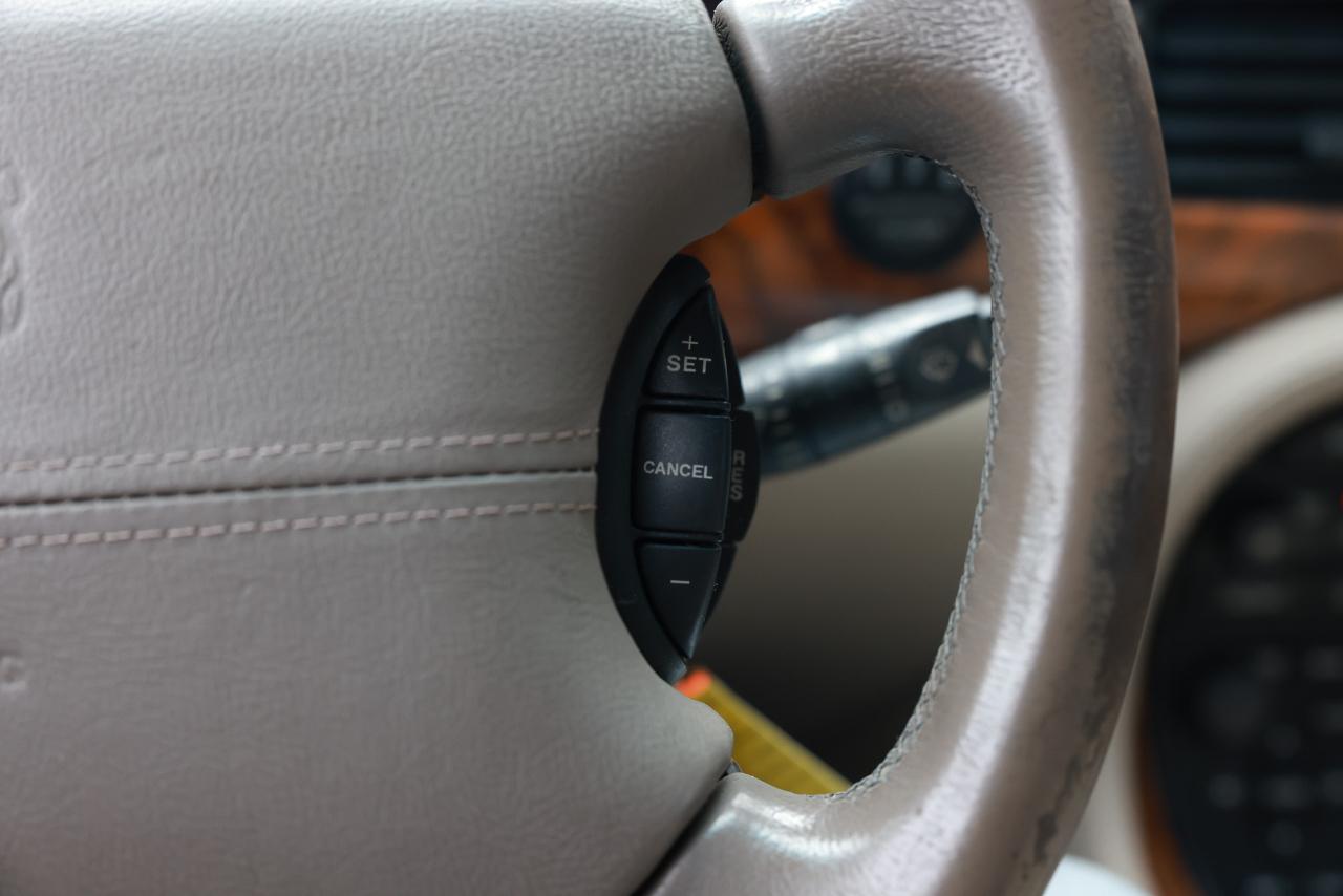 Jaguar XJ  2002