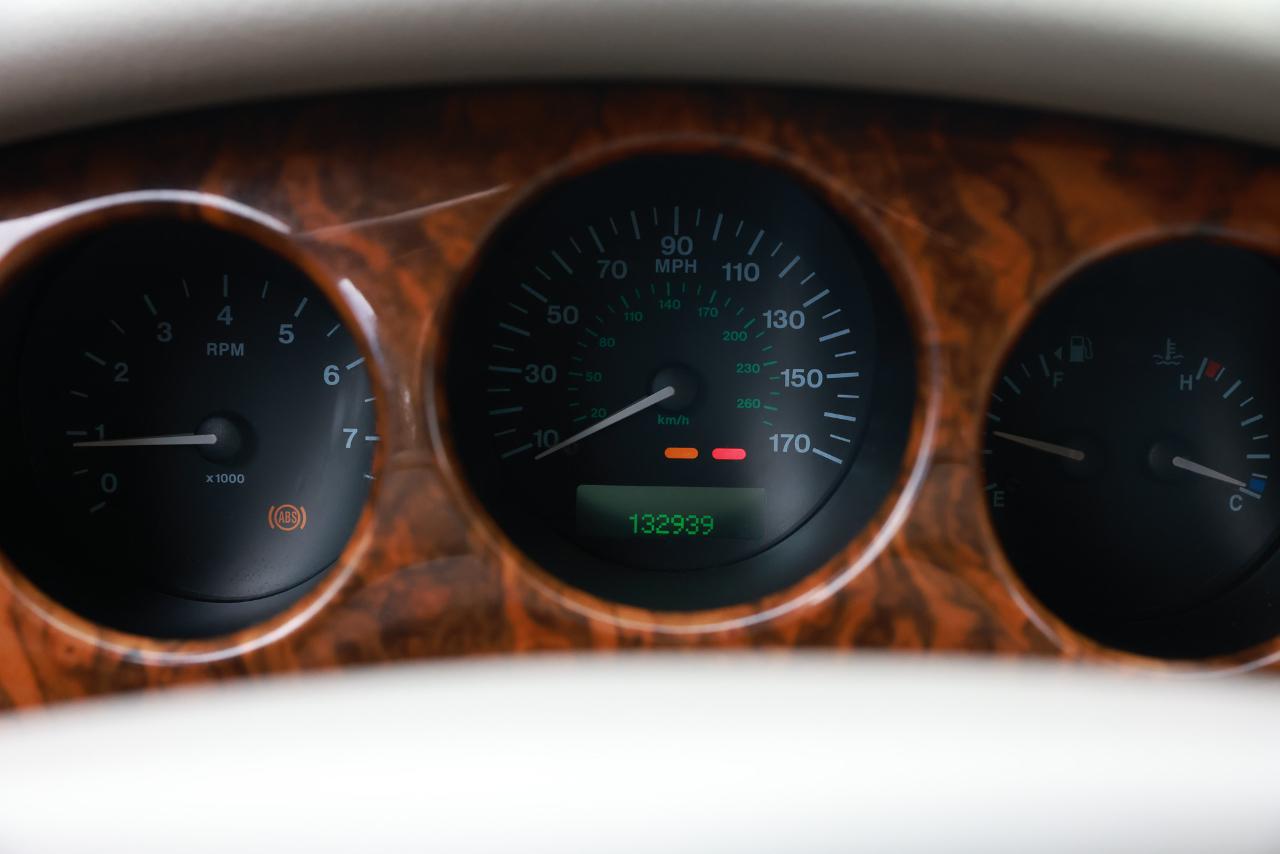 Jaguar XJ  2002