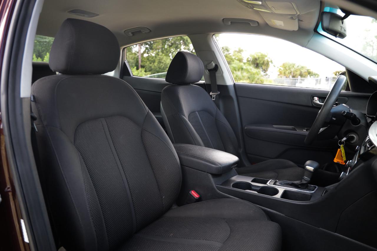 Kia Optima  2020