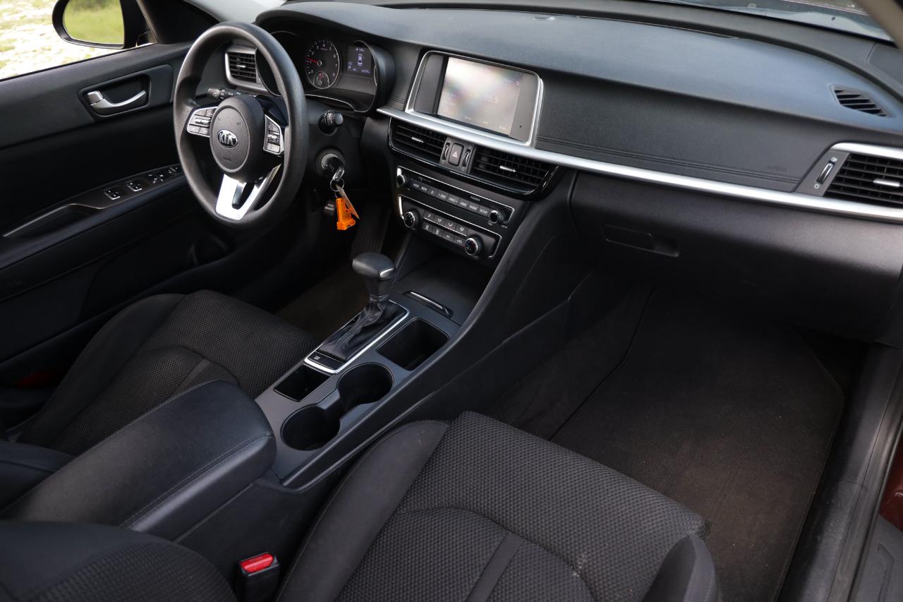 Kia Optima  2020
