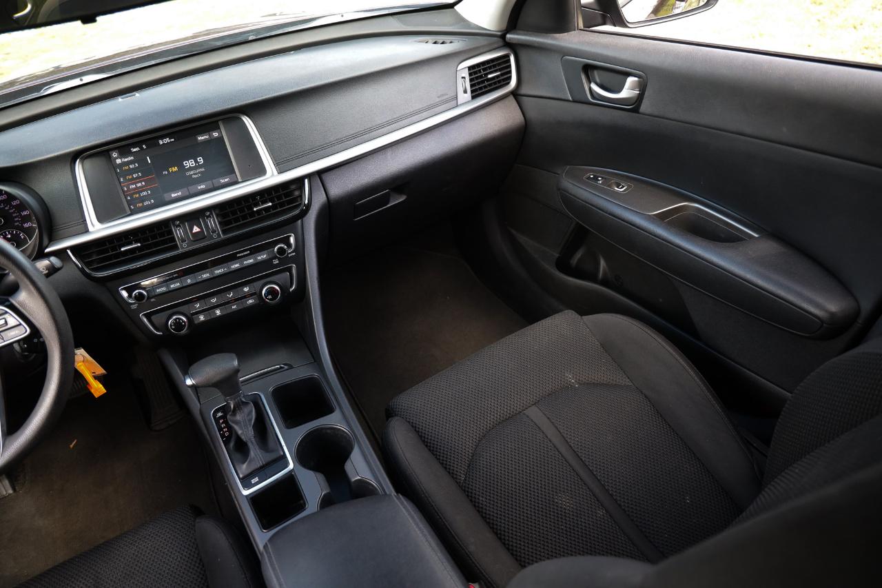 Kia Optima  2020