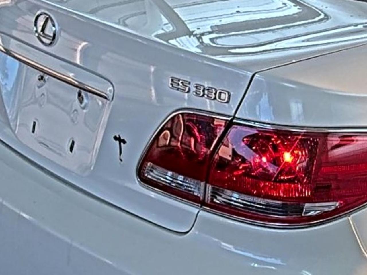 Lexus ES 330  2005