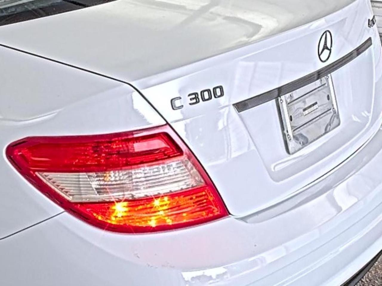 Mercedes-Benz C-Class  2010