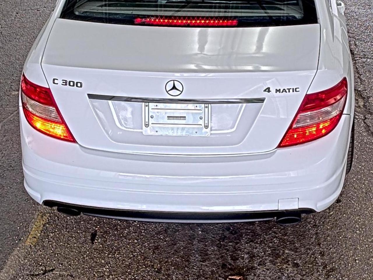 Mercedes-Benz C-Class  2010