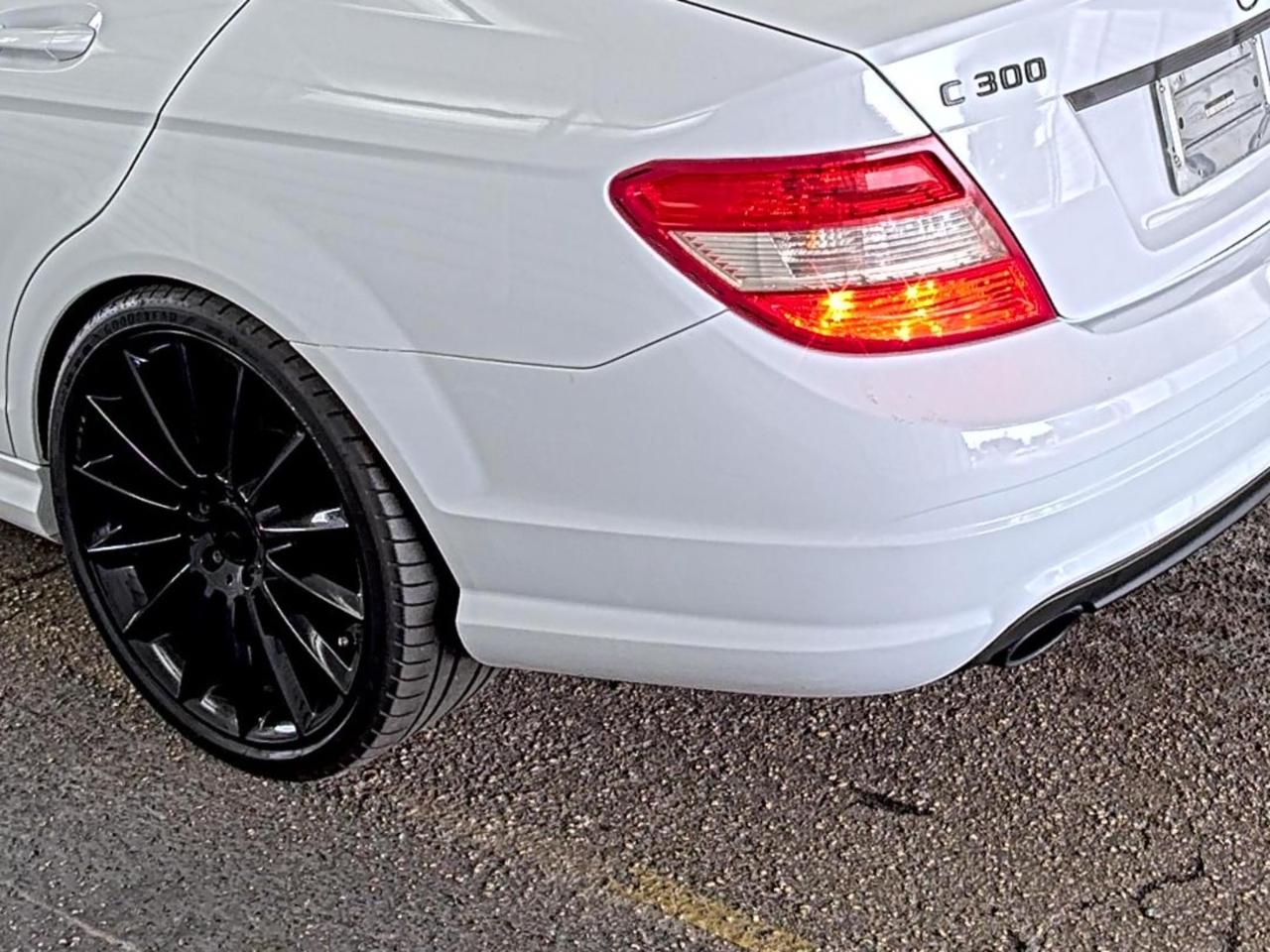 Mercedes-Benz C-Class  2010