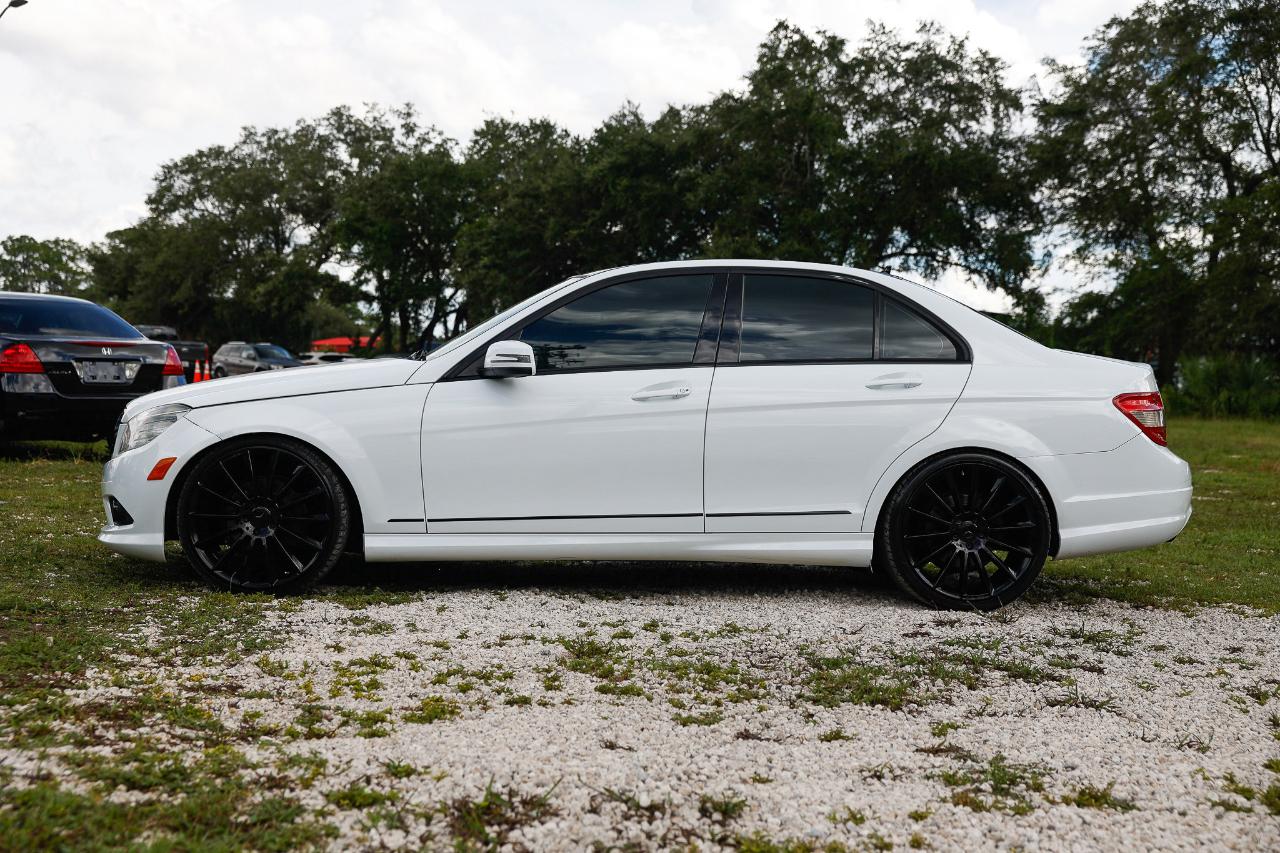 Mercedes-Benz C-Class  2010