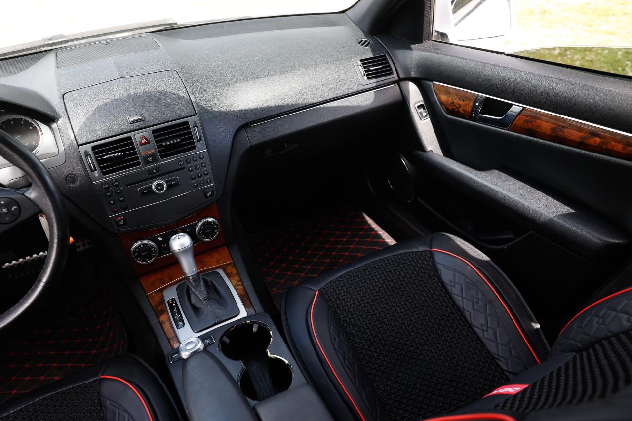 Mercedes-Benz C-Class  2010