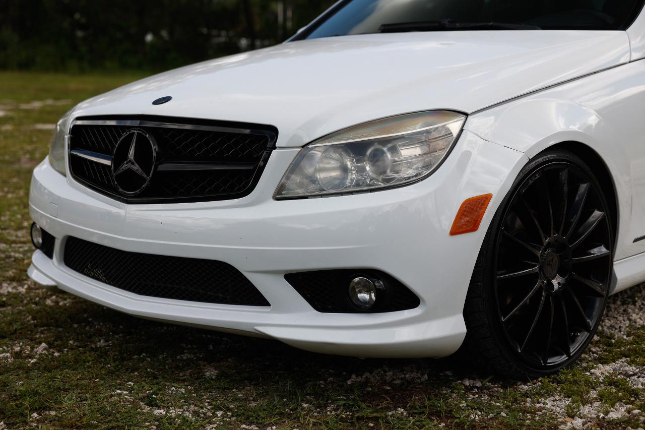 Mercedes-Benz C-Class  2010