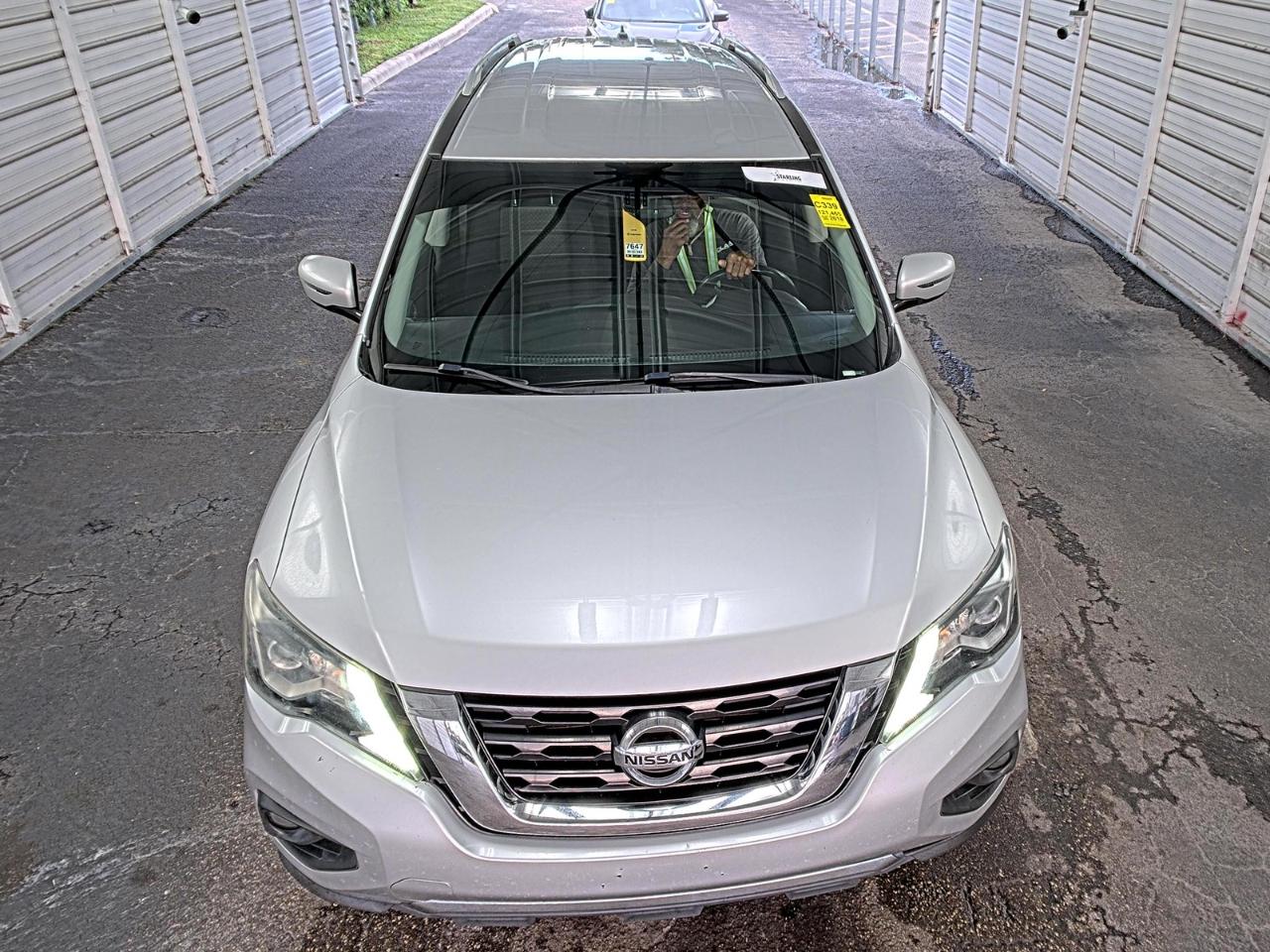 Nissan Pathfinder  2018