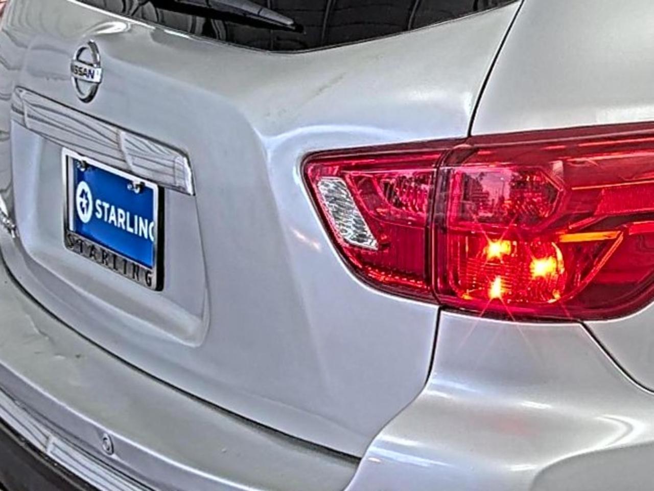 Nissan Pathfinder  2018