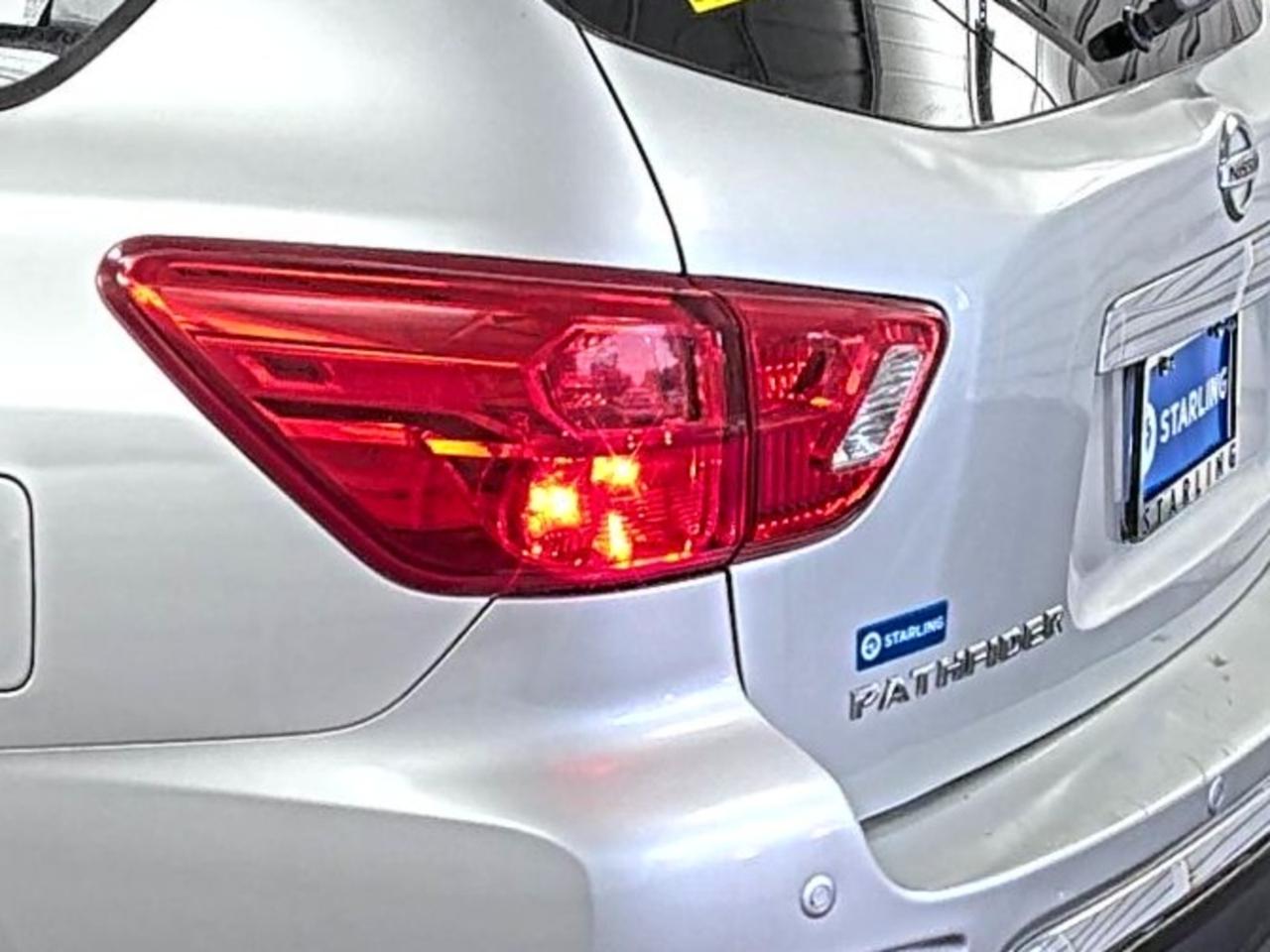Nissan Pathfinder  2018