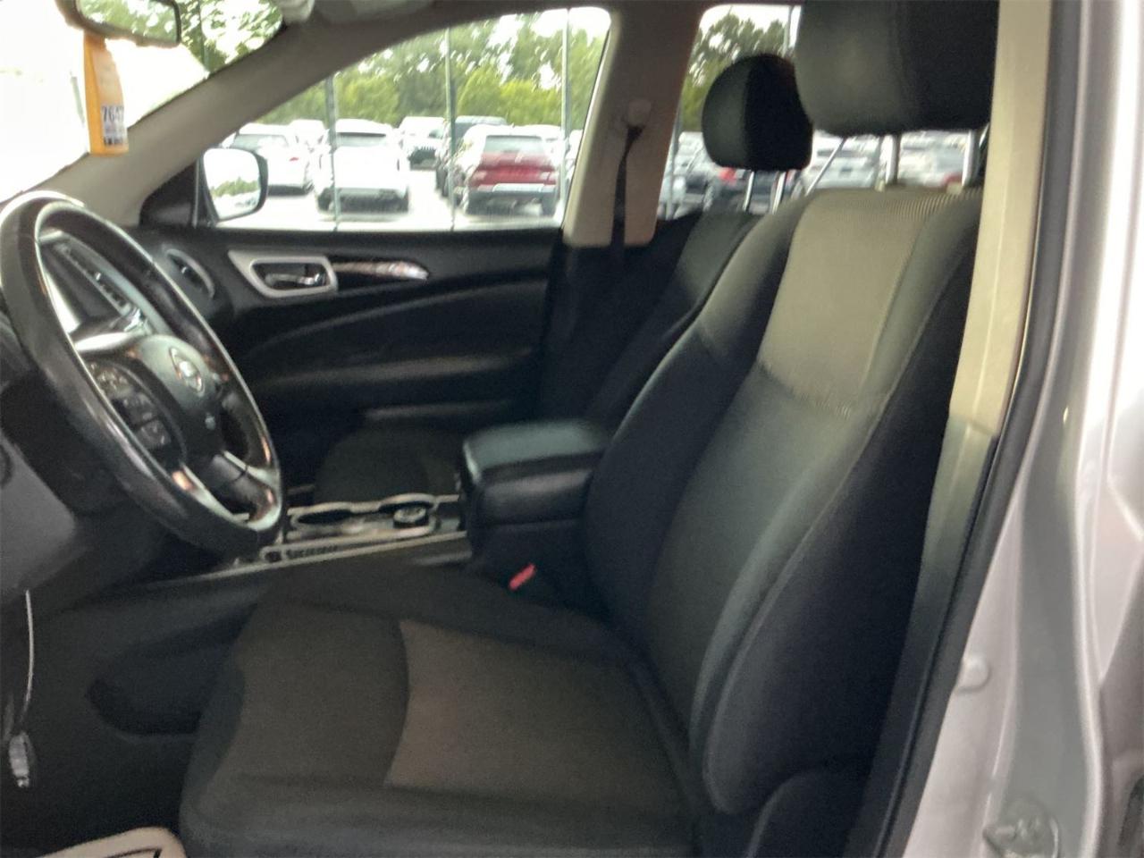 Nissan Pathfinder  2018