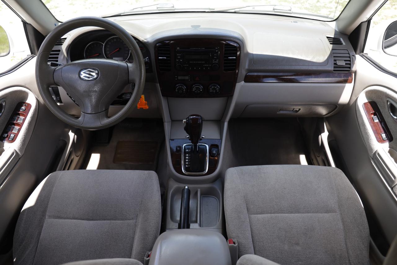 Suzuki XL-7  2004