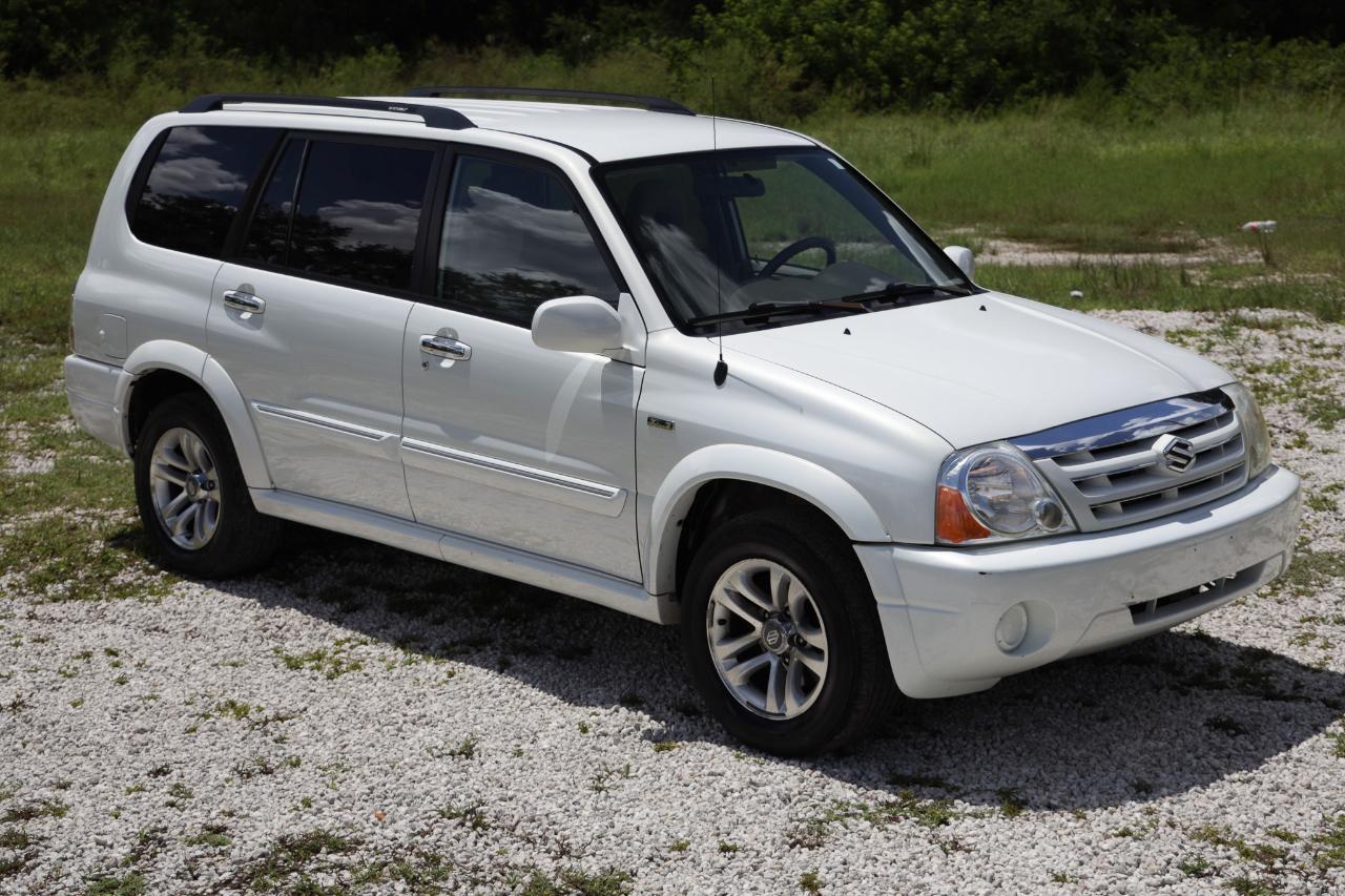 Suzuki XL-7  2004