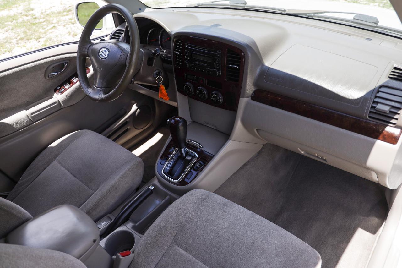 Suzuki XL-7  2004