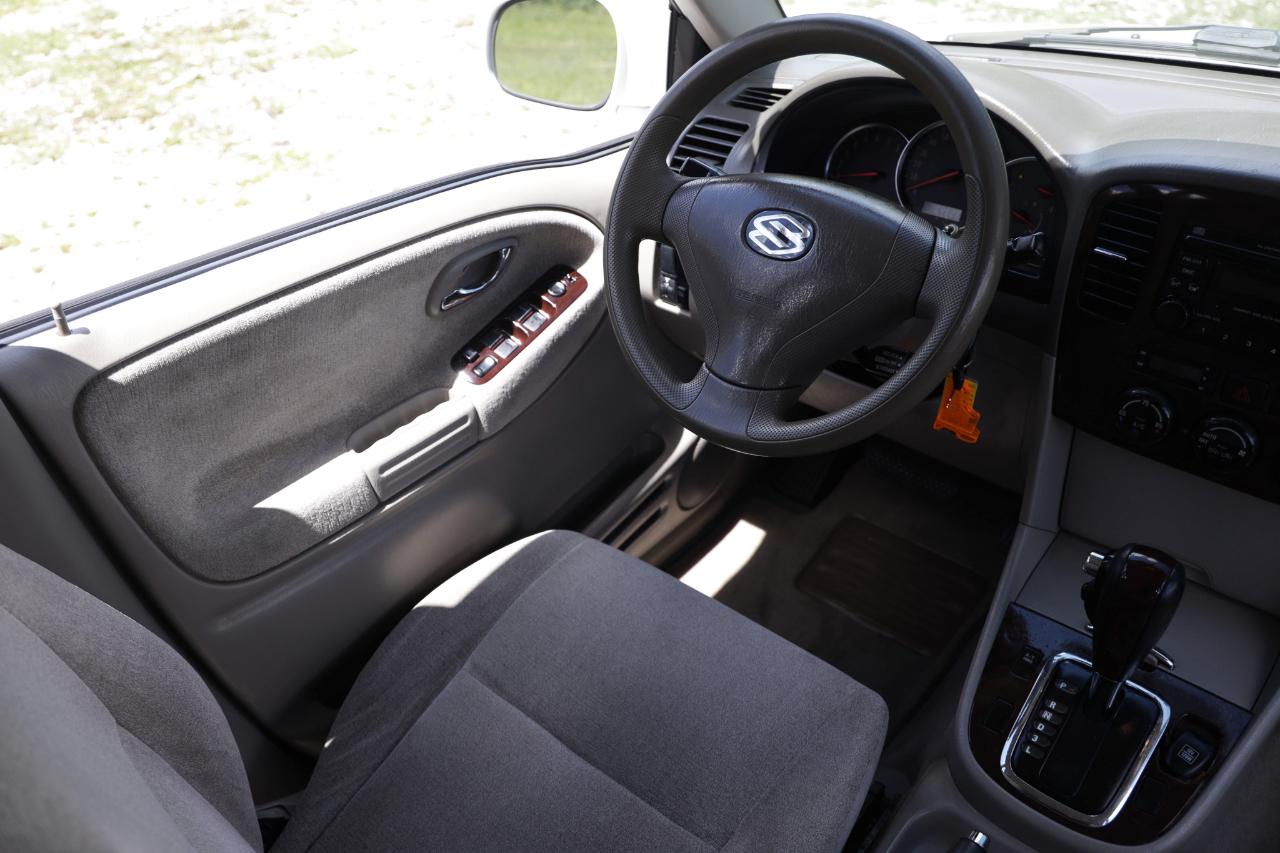 Suzuki XL-7  2004