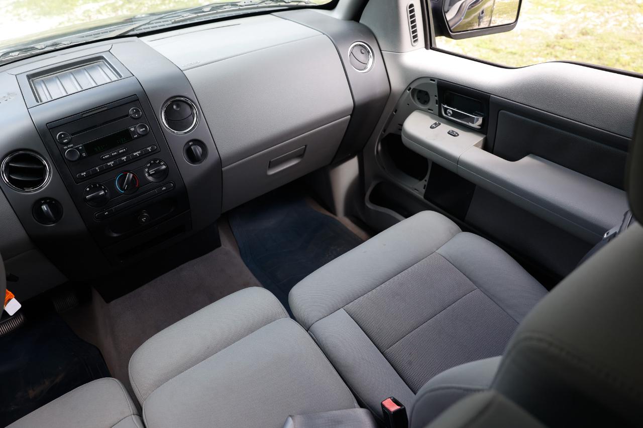 Ford F-150  2004
