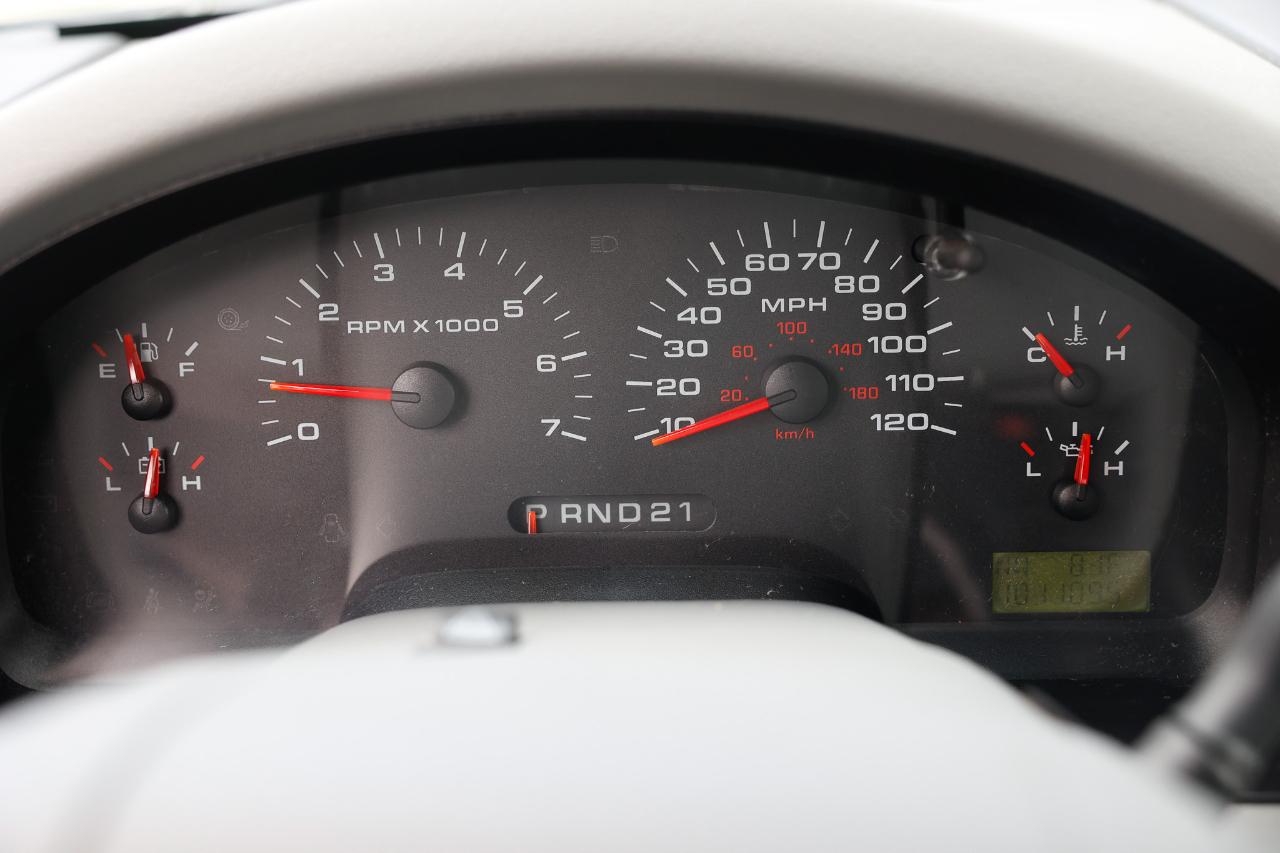Ford F-150  2004