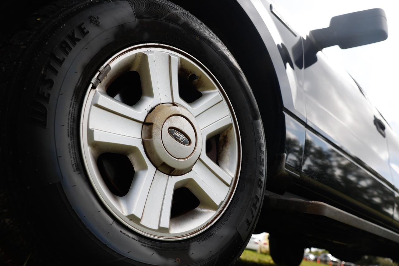 Ford F-150  2004