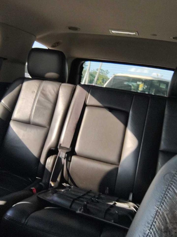 GMC Yukon  2011