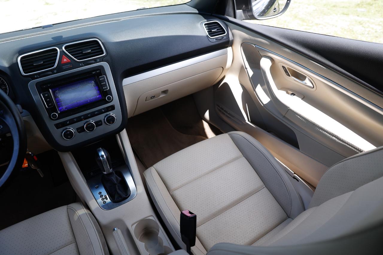 Volkswagen Eos  2013