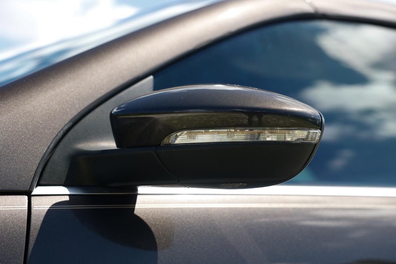 Volkswagen Eos  2013