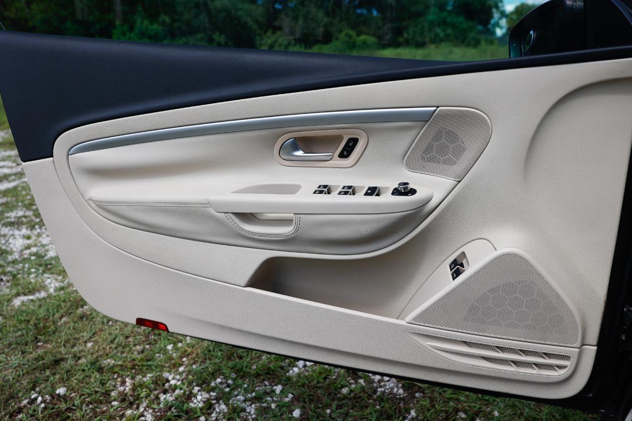 Volkswagen Eos  2013