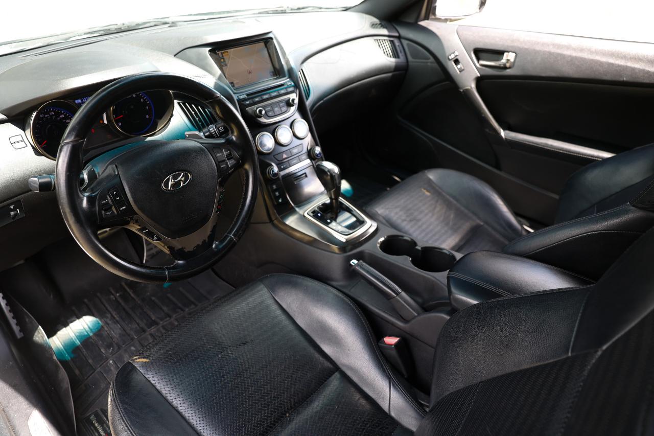 Hyundai Genesis Coupe  2013