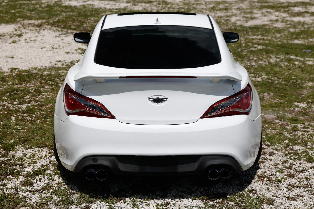 Hyundai Genesis Coupe  2013
