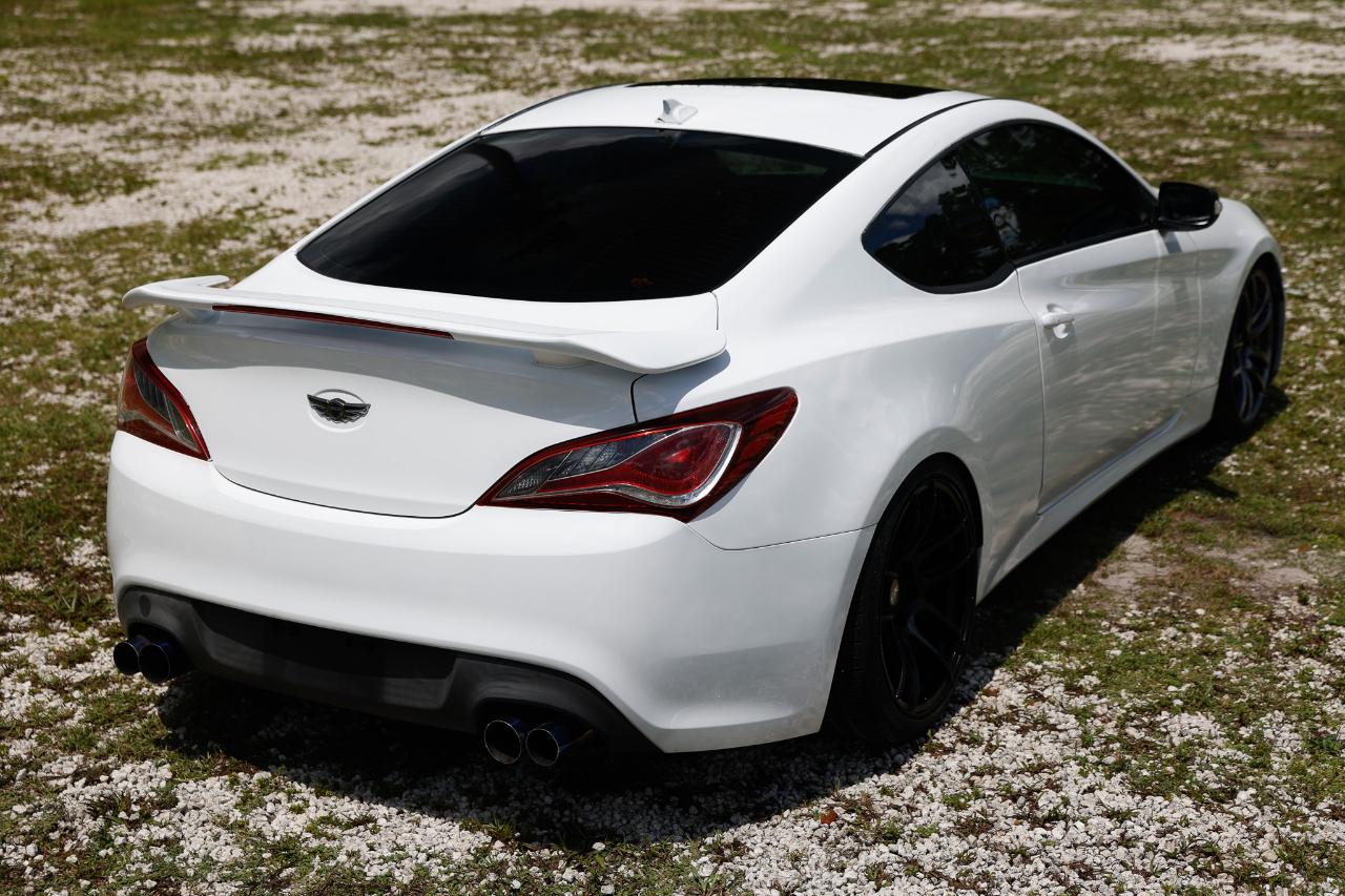 Hyundai Genesis Coupe  2013