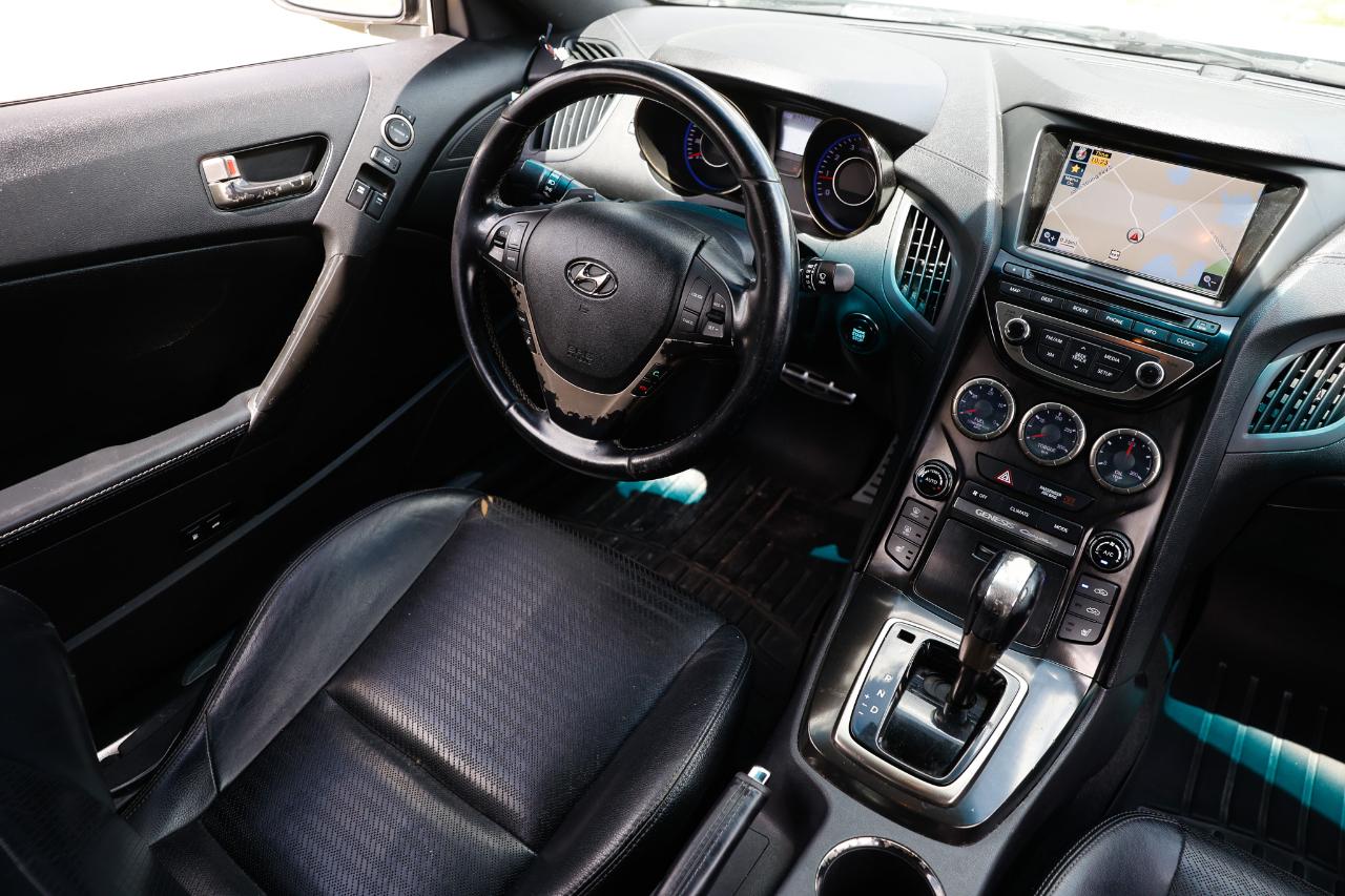 Hyundai Genesis Coupe  2013