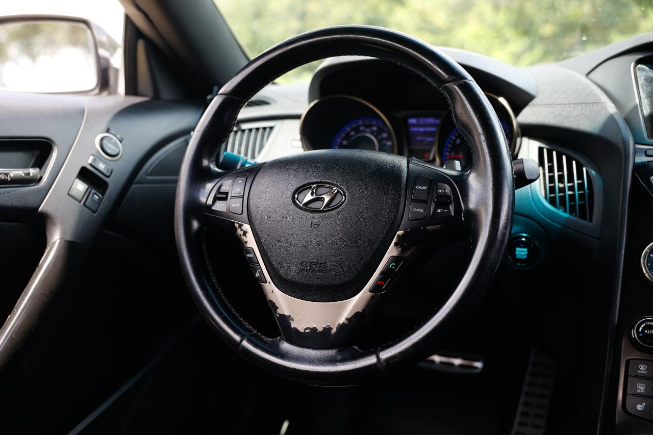 Hyundai Genesis Coupe  2013