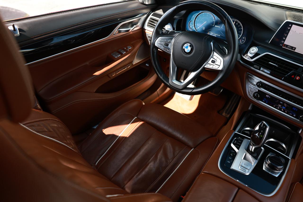 BMW 740e photo 23