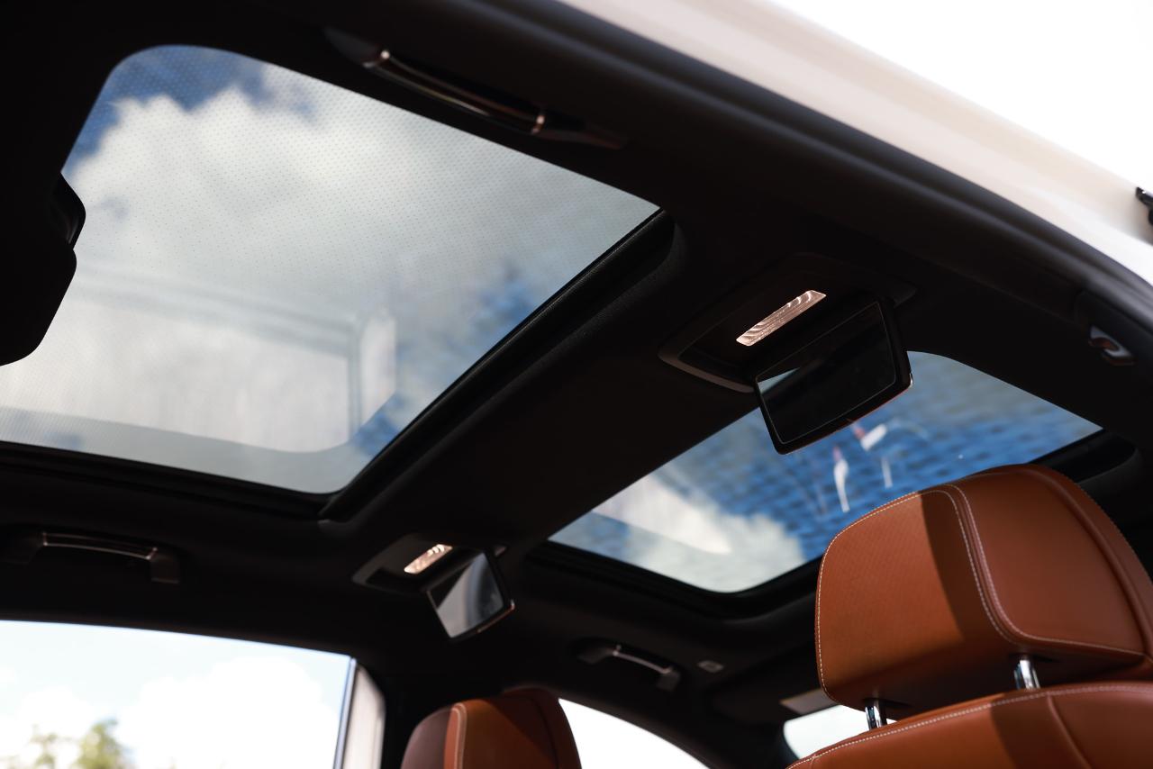 BMW 740e photo 26