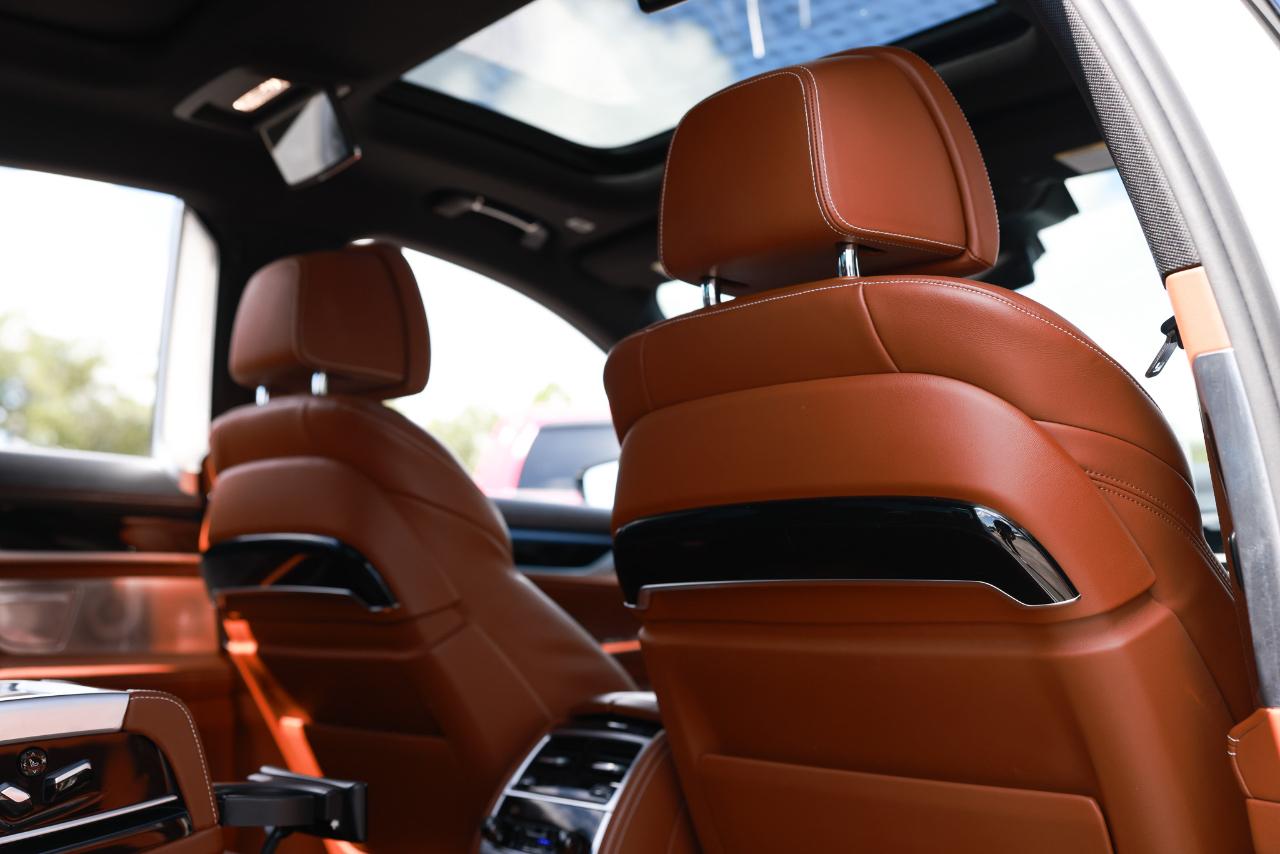 BMW 740e photo 33