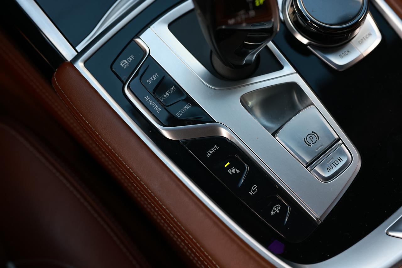 BMW 740e photo 61