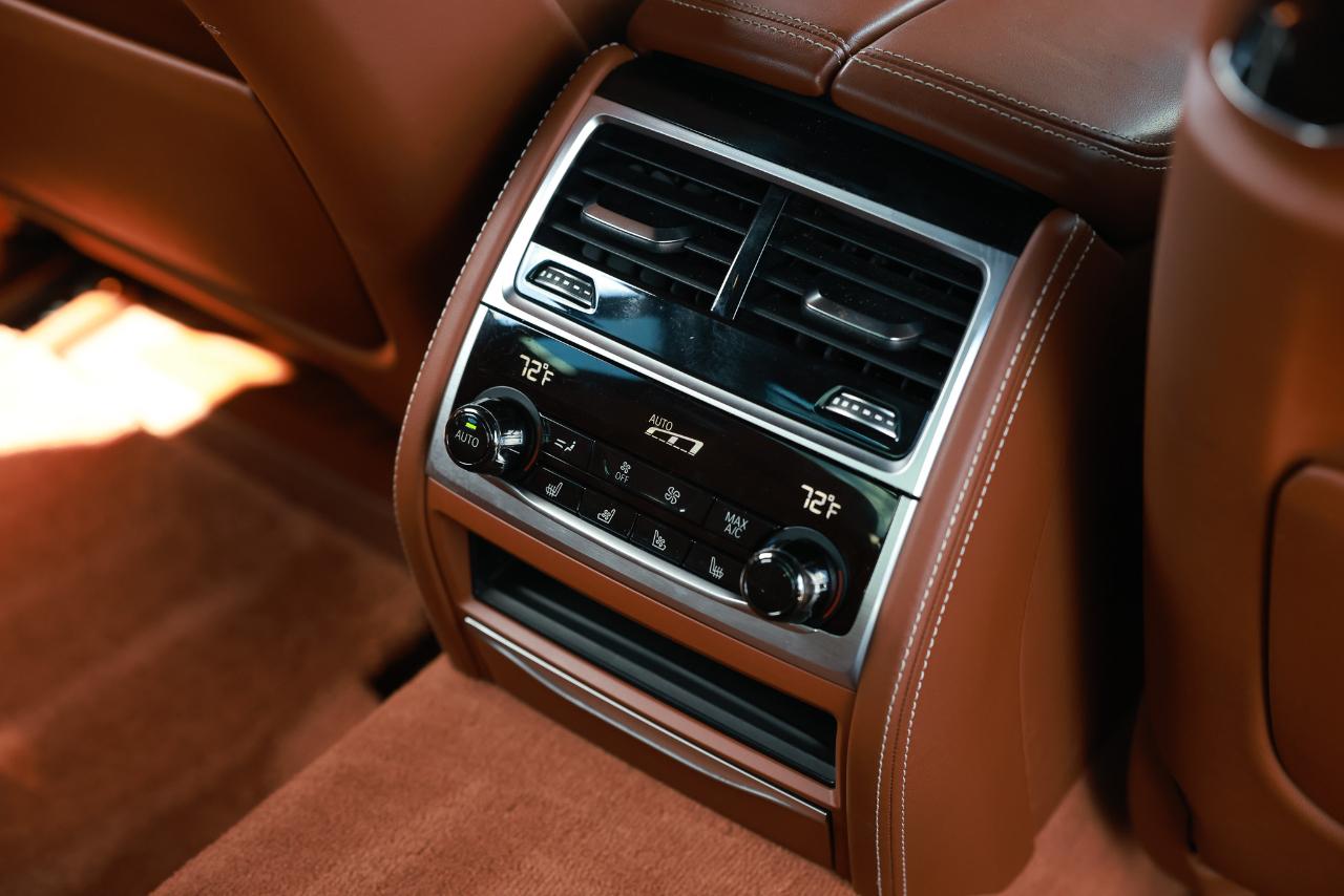 BMW 740e photo 66