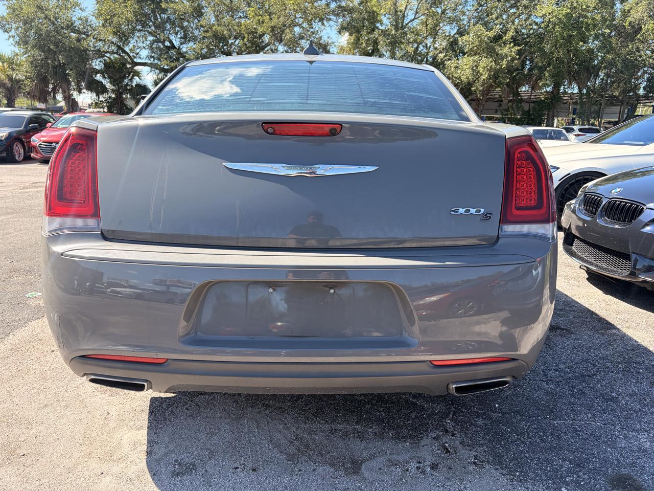 Chrysler 300  2018