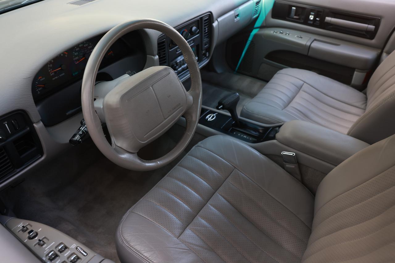 Chevrolet Caprice Classic/Impala SS/Caprice Police/Taxi Pkgs  1996