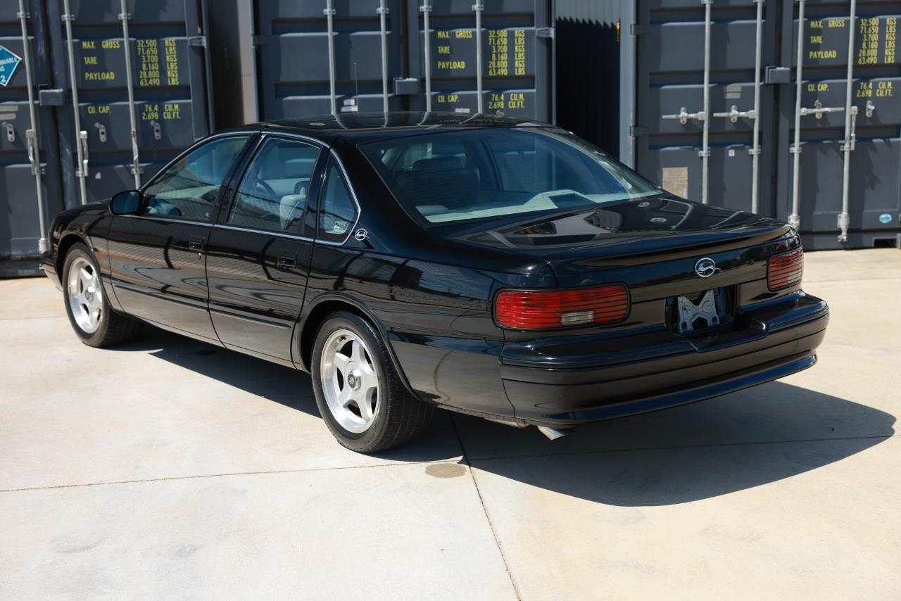 Chevrolet Caprice Classic/Impala SS/Caprice Police/Taxi Pkgs  1996