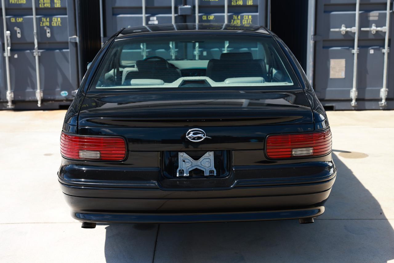 Chevrolet Caprice Classic/Impala SS/Caprice Police/Taxi Pkgs  1996