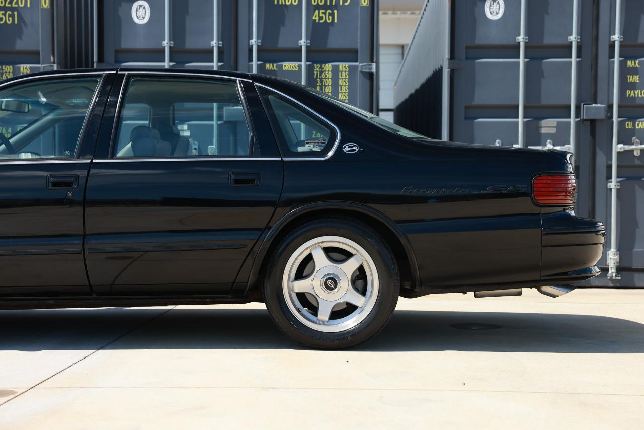 Chevrolet Caprice Classic/Impala SS/Caprice Police/Taxi Pkgs  1996