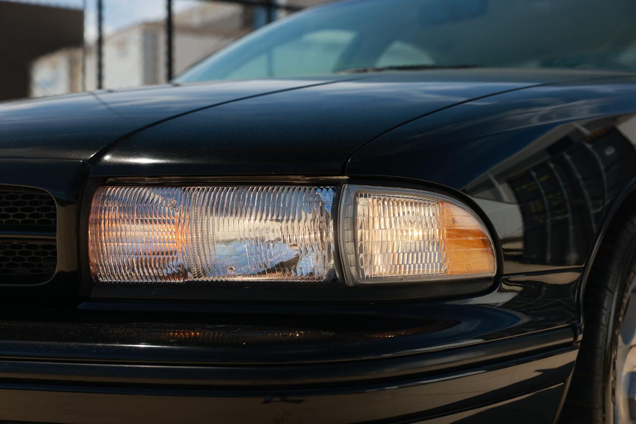 Chevrolet Caprice Classic/Impala SS/Caprice Police/Taxi Pkgs  1996
