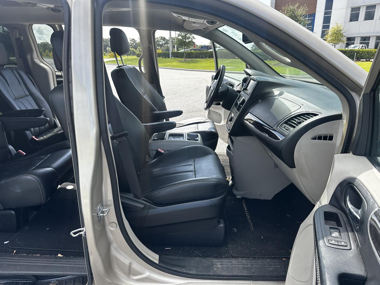 Chrysler Town & Country  2016