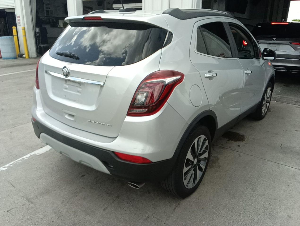 Buick Encore  2021