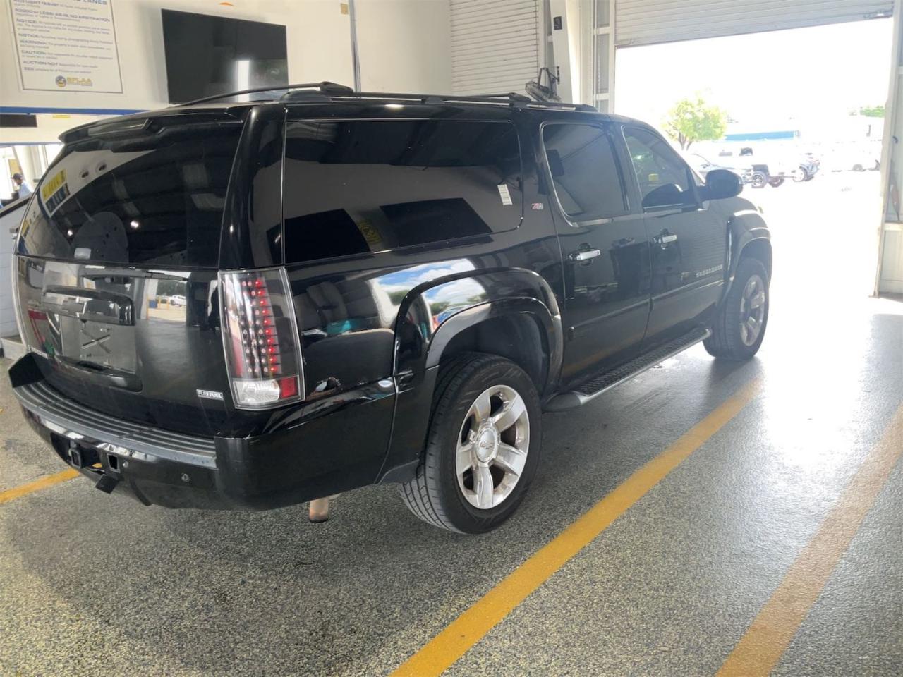 Chevrolet Suburban  2007